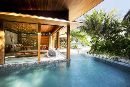 Maldives – Unparalleled Luxury & Seclusion